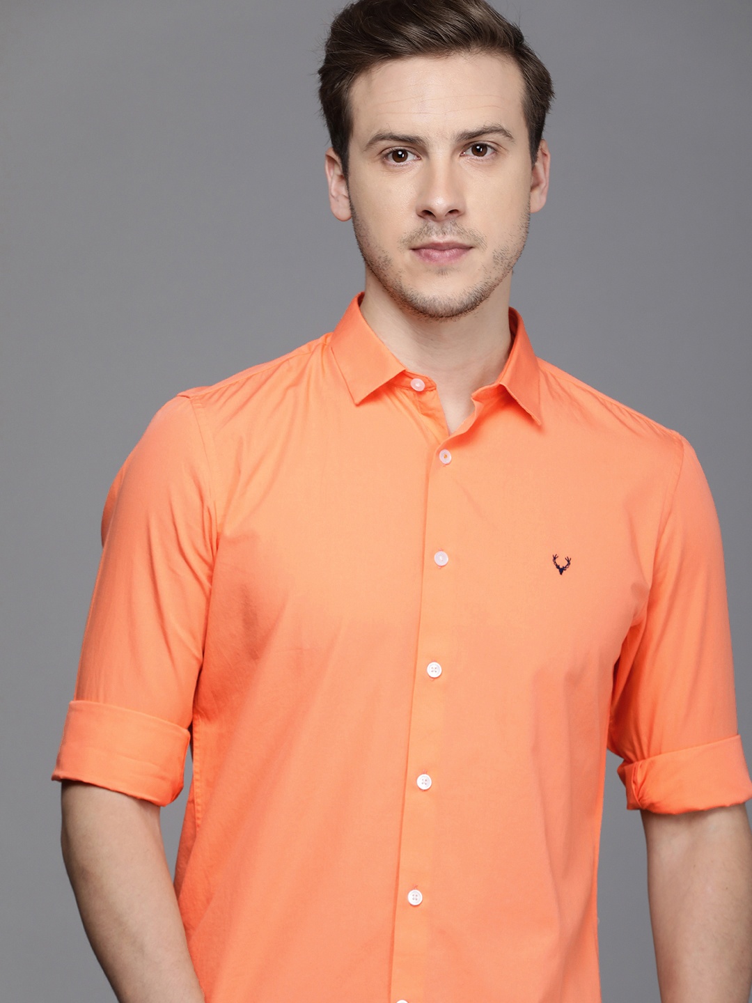 

Allen Solly Sport Men Peach-Coloured Solid Slim Fit Casual Shirt