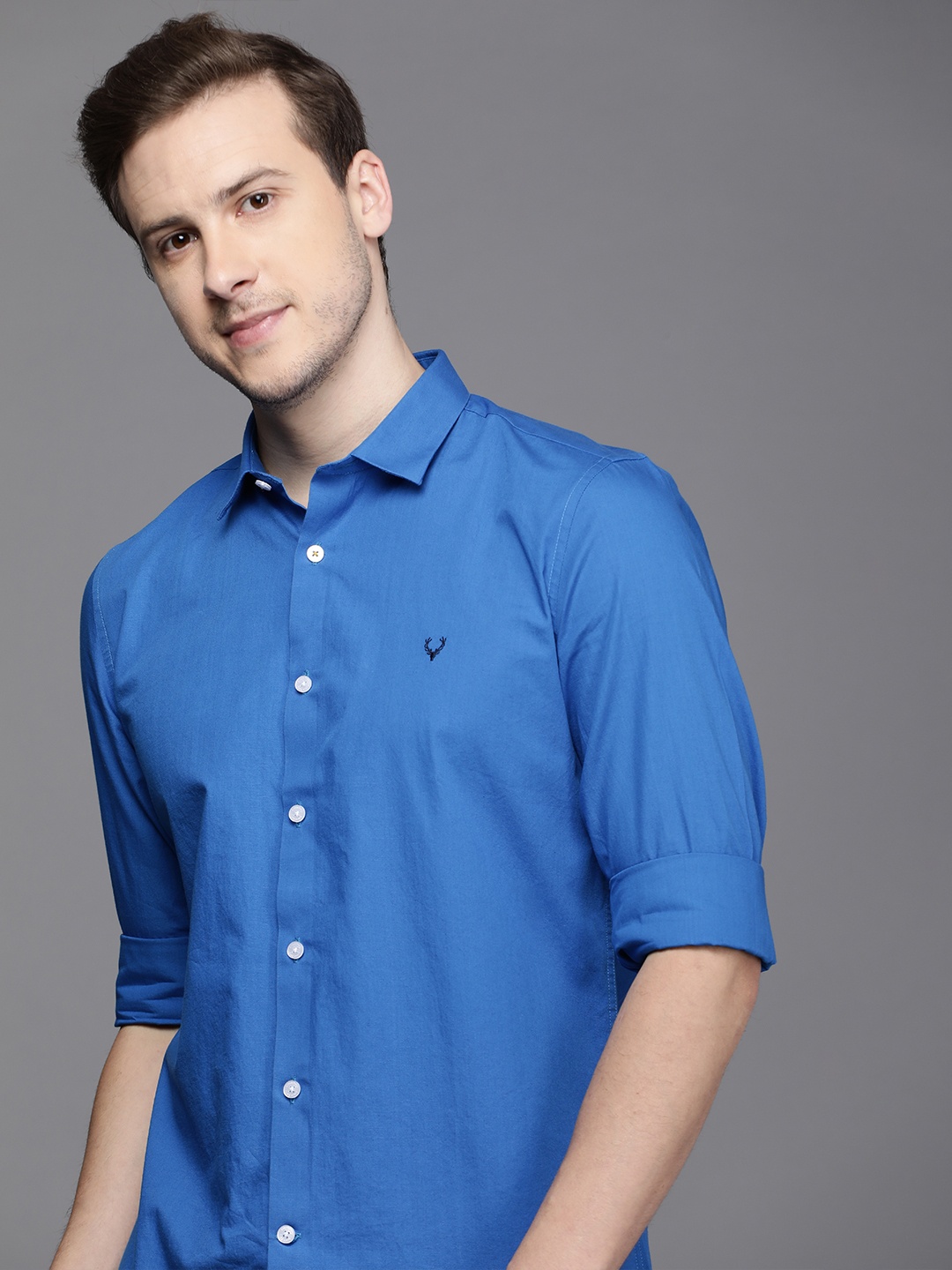 

Allen Solly Sport Men Blue Solid Ultra Slim Fit Pure Cotton Casual Shirt
