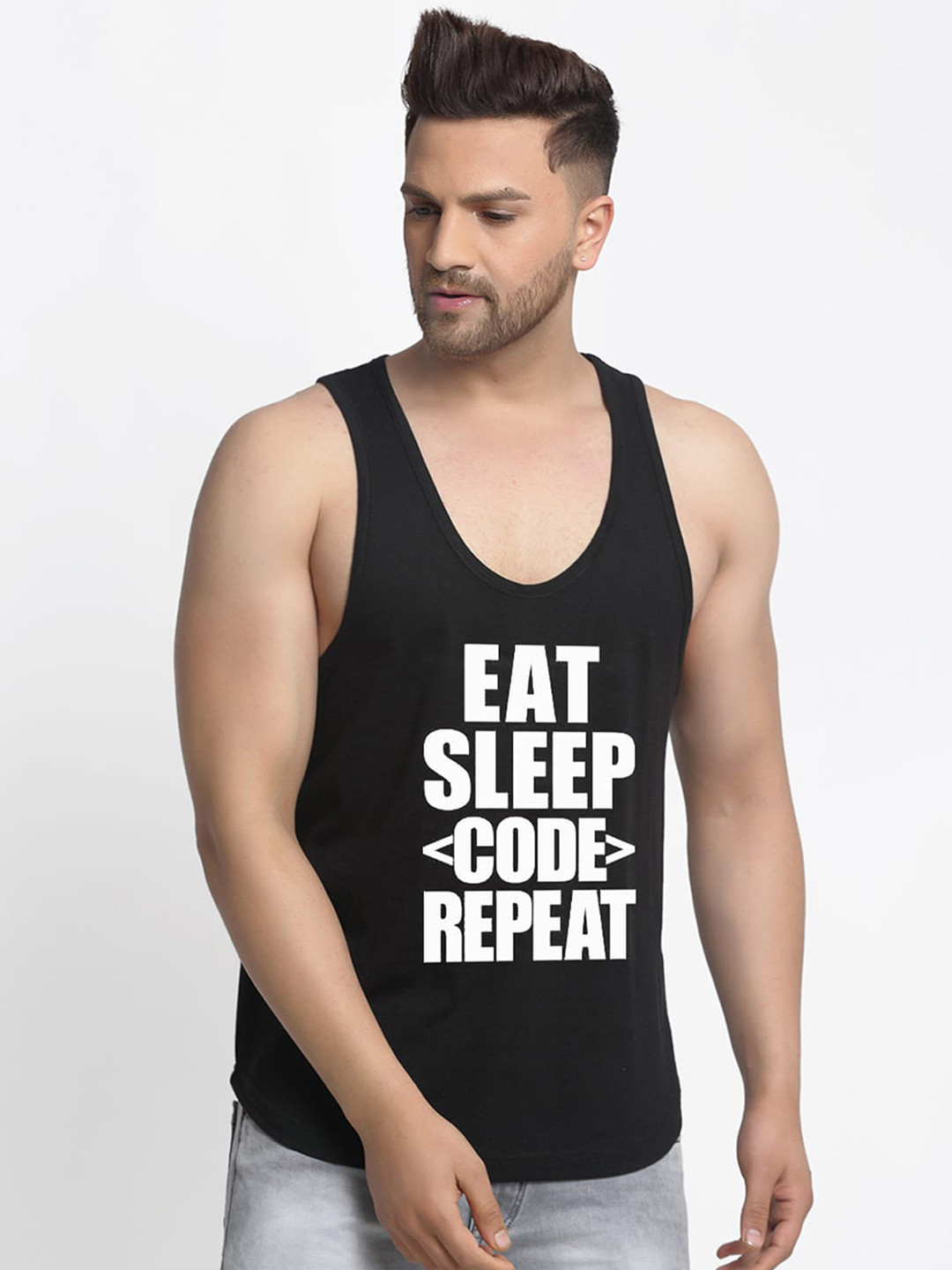 

Friskers Men Black & White Printed Sleeveless Gym Vest