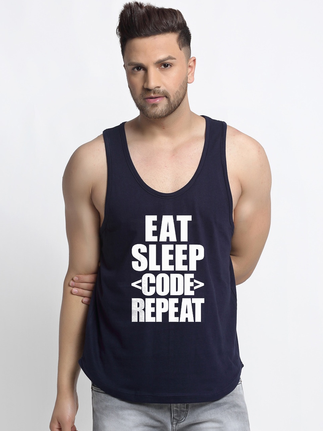 

Friskers Men Navy Blue & White Printed Pure Cotton Gym Vest