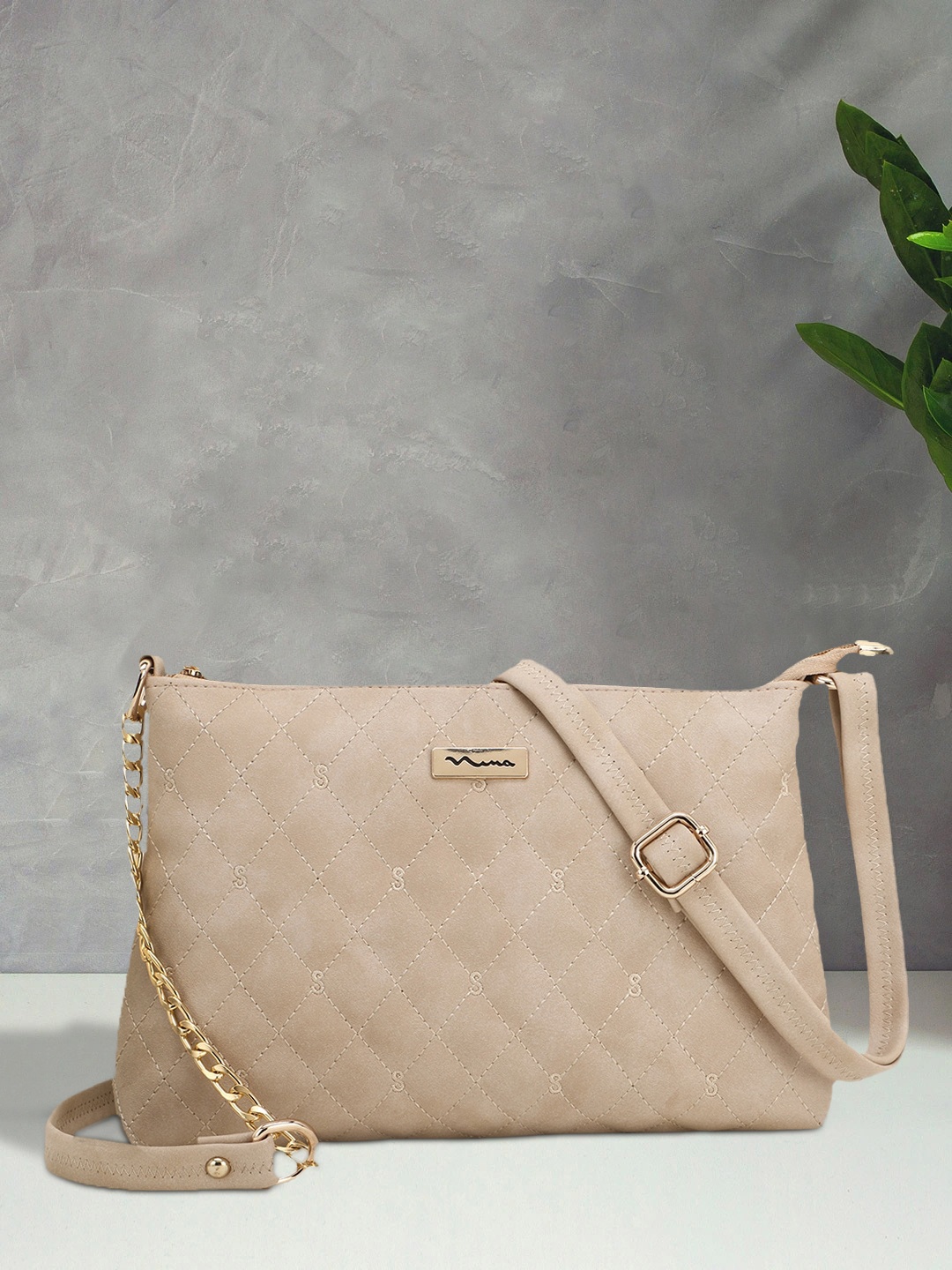 

SHINING STAR Cream-Coloured Textured PU Structured Sling Bag with Quilted