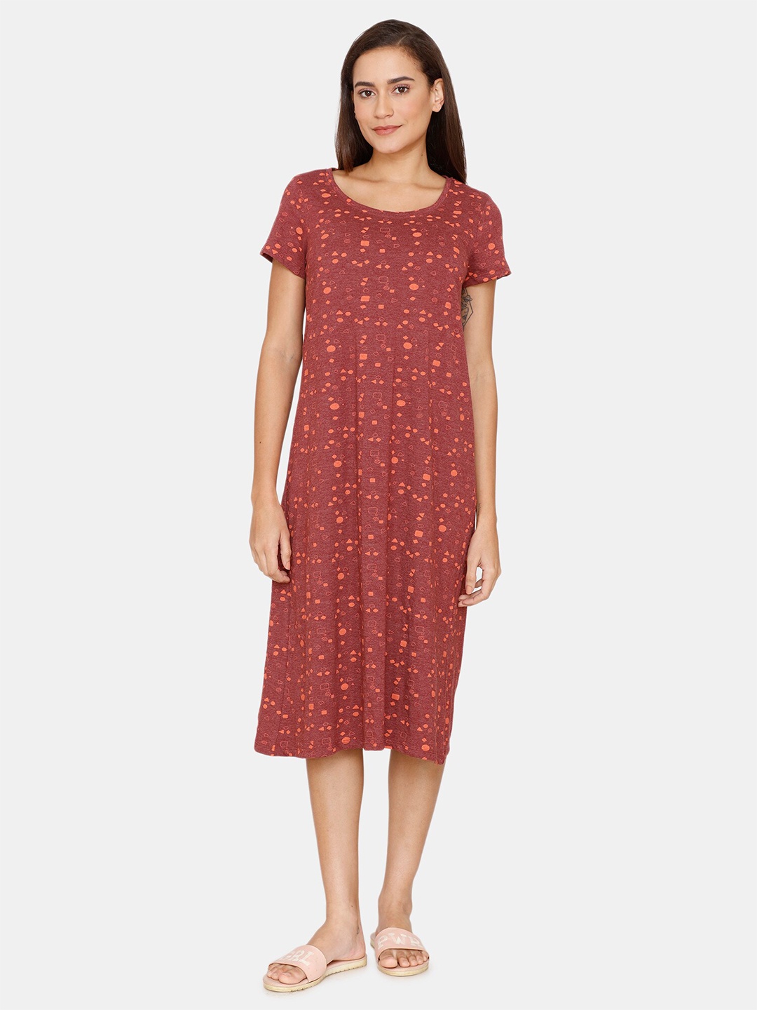 

Rosaline by Zivame Women Magenta & Orange Printed Midi Nightdress, Red