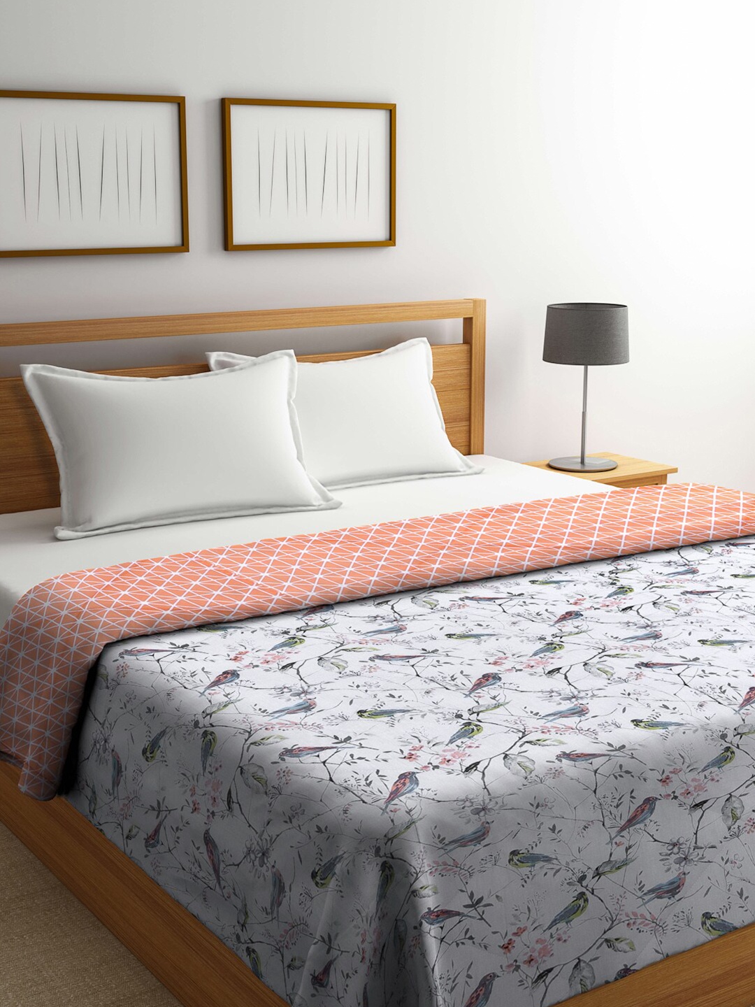 

KLOTTHE White & Peach-Coloured Floral Printed 600 GSM Mild Winter Jaypuri Double Bed Quilt