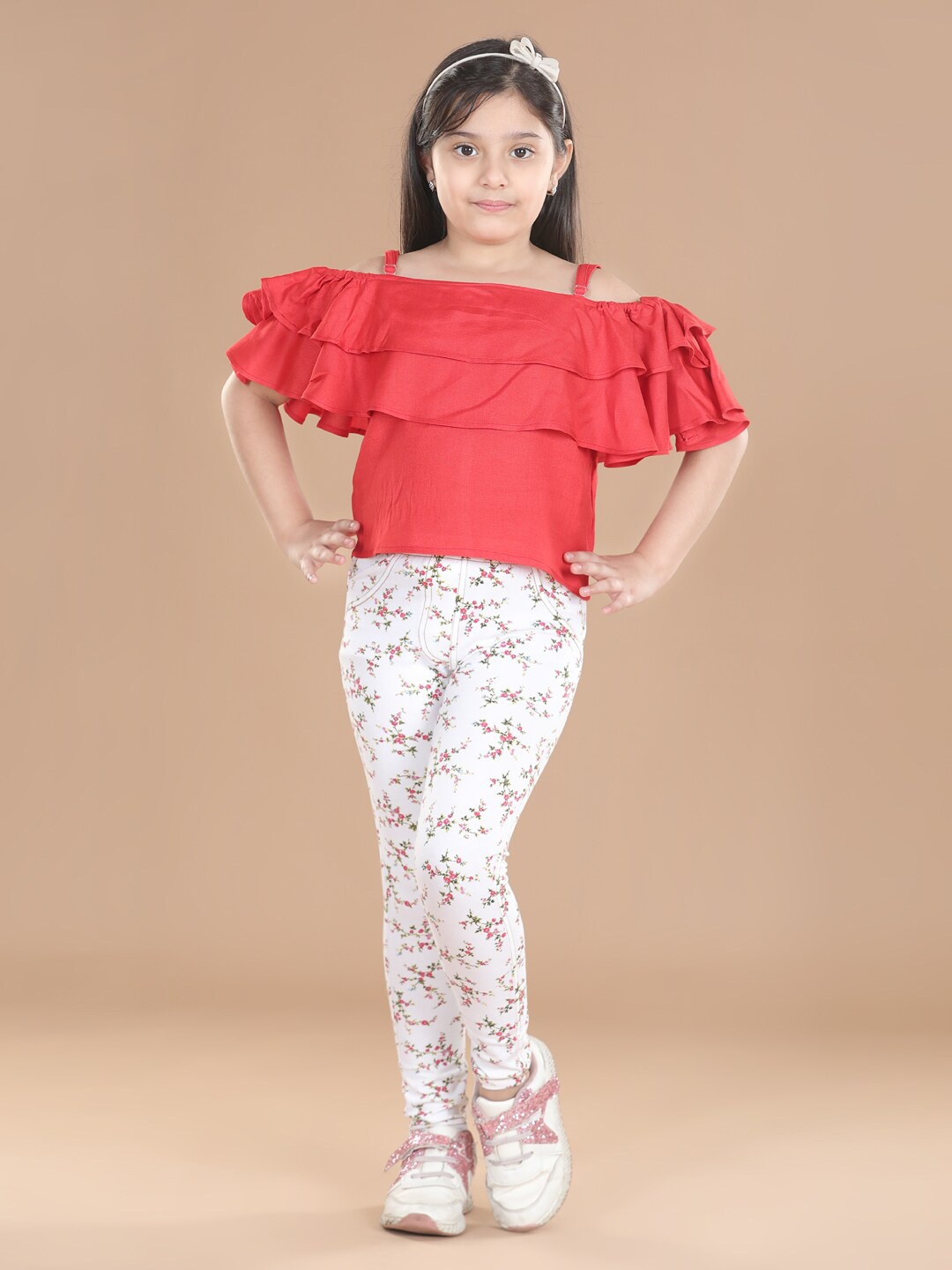 

StyleStone Girls Red & White Top with Floral Printed Jegging