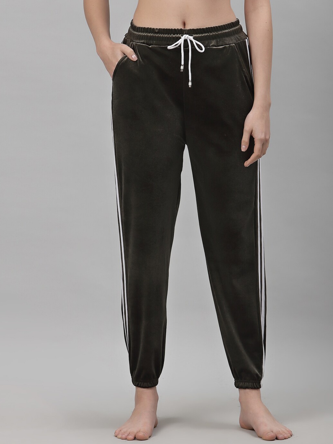 

NEUDIS Women Olive Green Solid Velvet Finish Lounge Pants