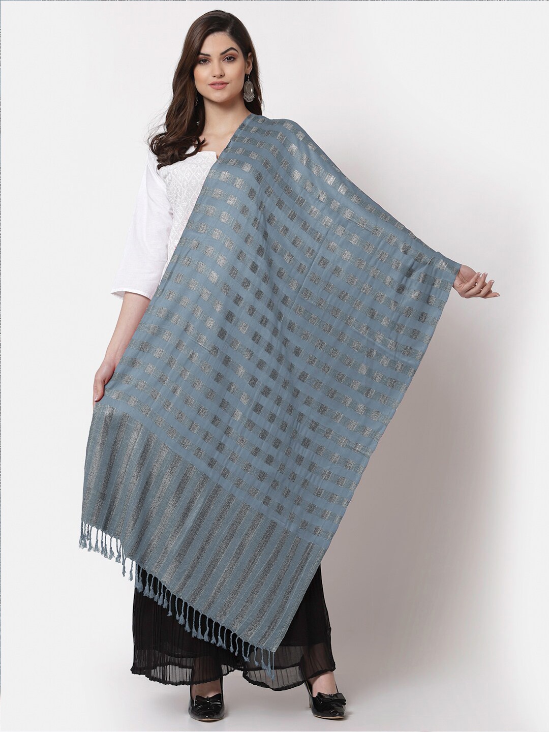 

KLOTTHE Women Grey & Gold-Toned Checked Stole