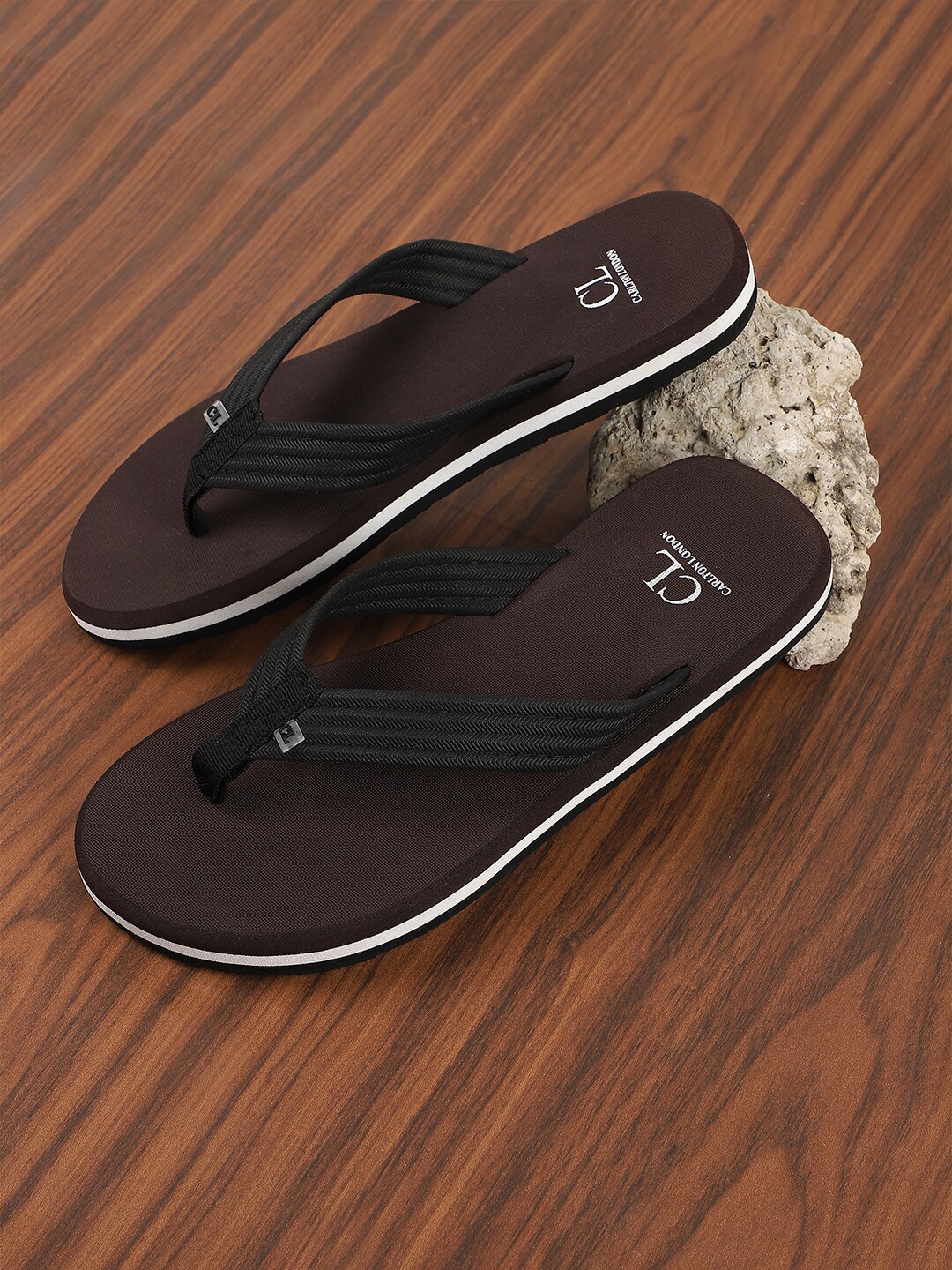 

Carlton London Men Brown & Black Thong Flip-Flops