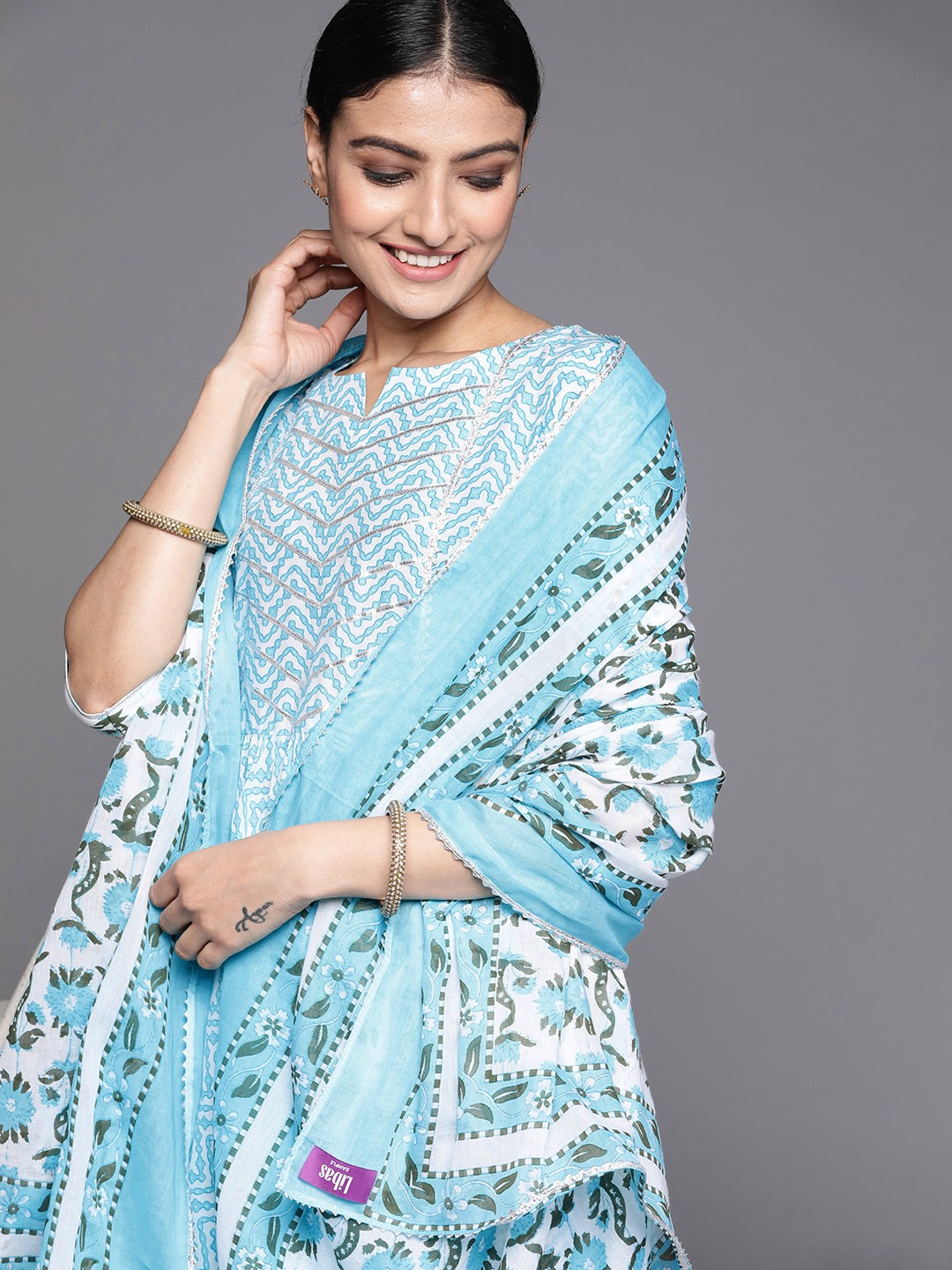 

Libas Women Blue Ethnic Motifs Printed Gotta Patti Pure Cotton Kurta Set with Dupatta