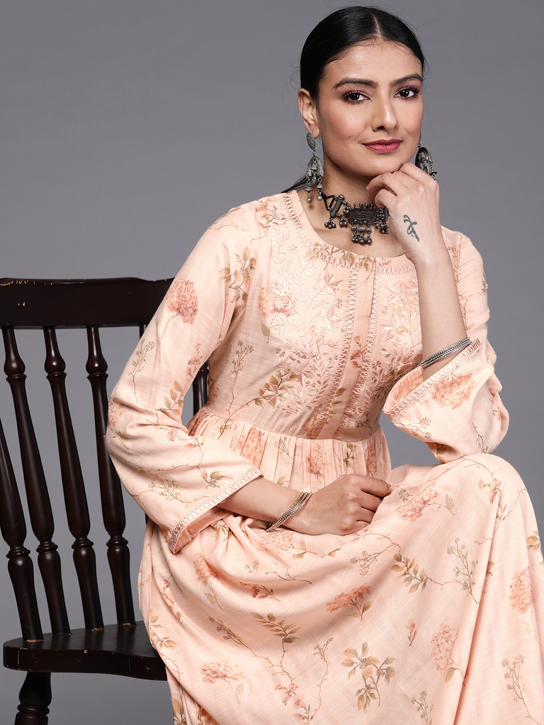 

Libas Peach-Coloured & Olive Green Floral Print A-Line Midi Dress