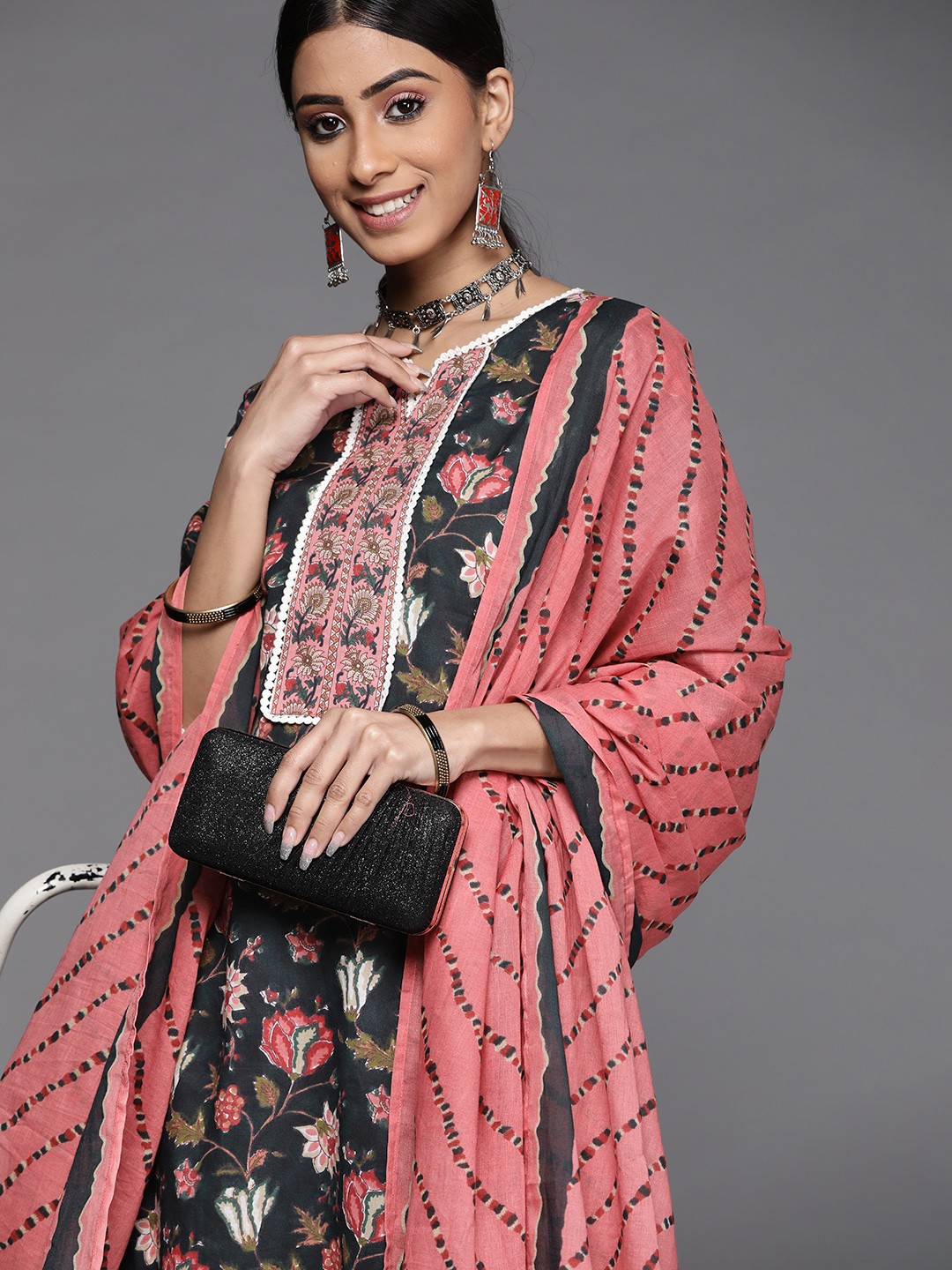 

Libas Women Grey Floral Printed Pure Cotton Kurta with Palazzos & With Dupatta