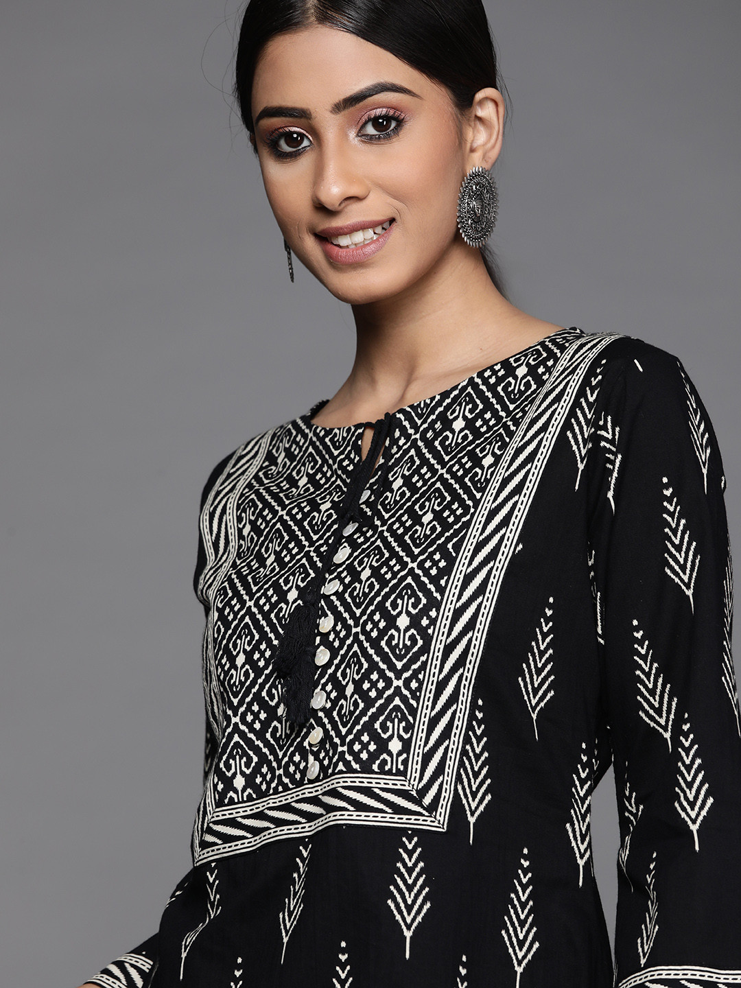 

Libas Women Black Ethnic Motifs Printed Pure Cotton Kurta with Palazzos