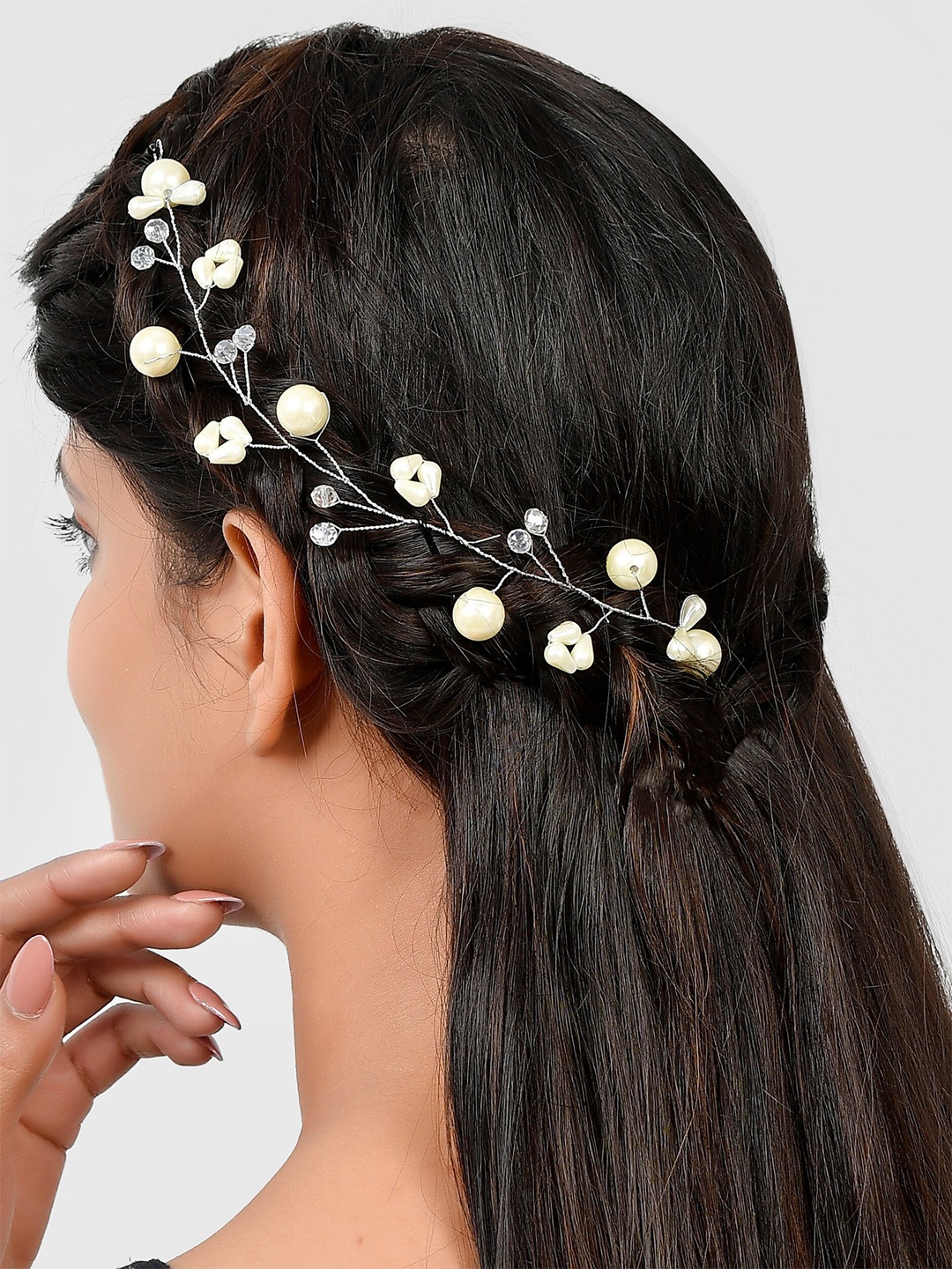 

Silvermerc Designs Women Silver-Toned & Cream-Coloured Pearl Beaded Hair Accessory