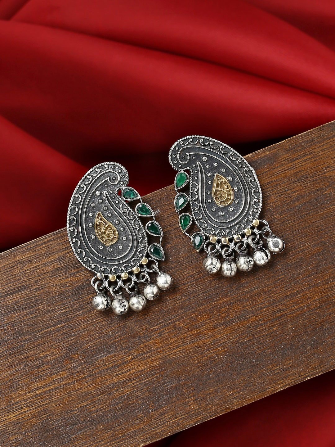 

VIRAASI Silver-Toned & Green Contemporary Drop Earrings