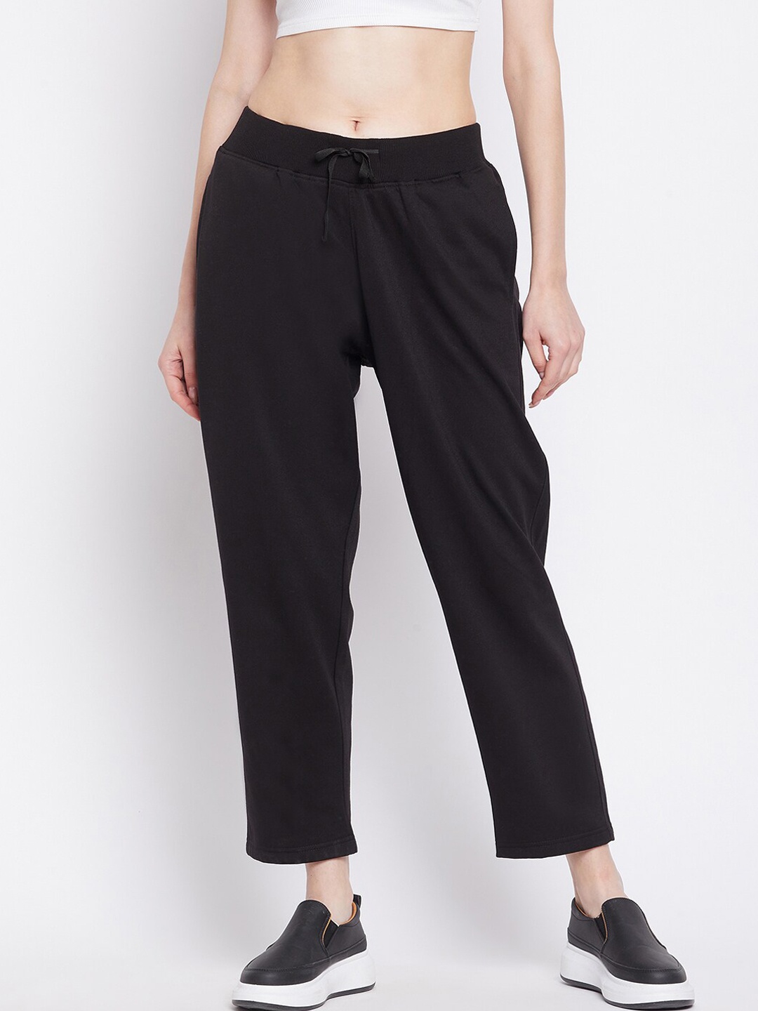 

FRENCH FLEXIOUS Women Black Solid Relaxed-Fit Track Pant