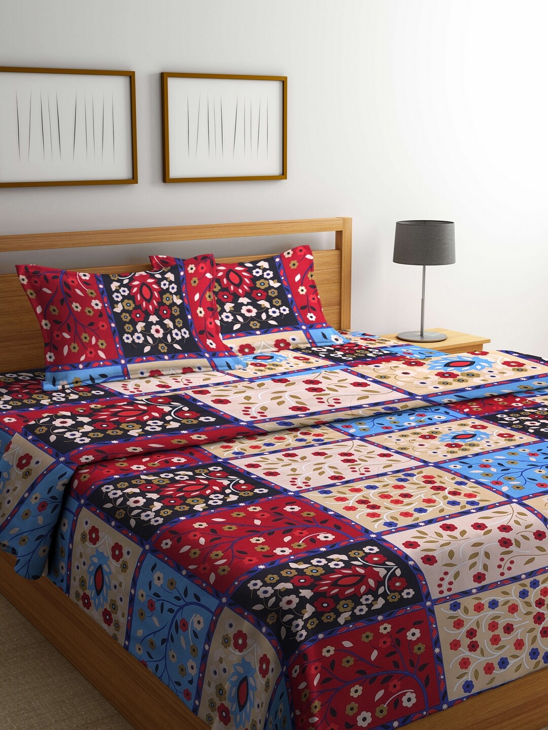 

Arrabi Unisex Red & Blue Floral Printed 550 GSM Bedding Set
