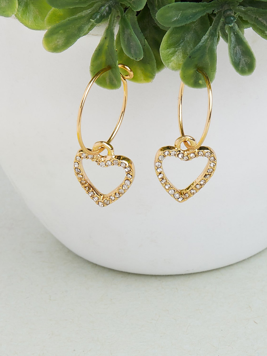 

Lilly & sparkle Gold-Toned Contemporary Hoop Earrings