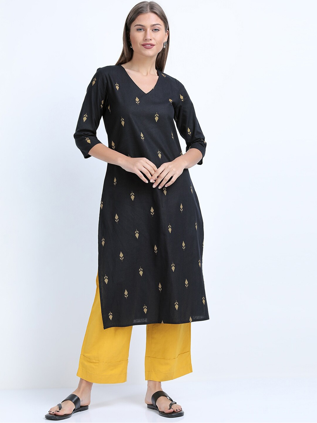 

Vishudh Women Black & Yellow Straight Kurta