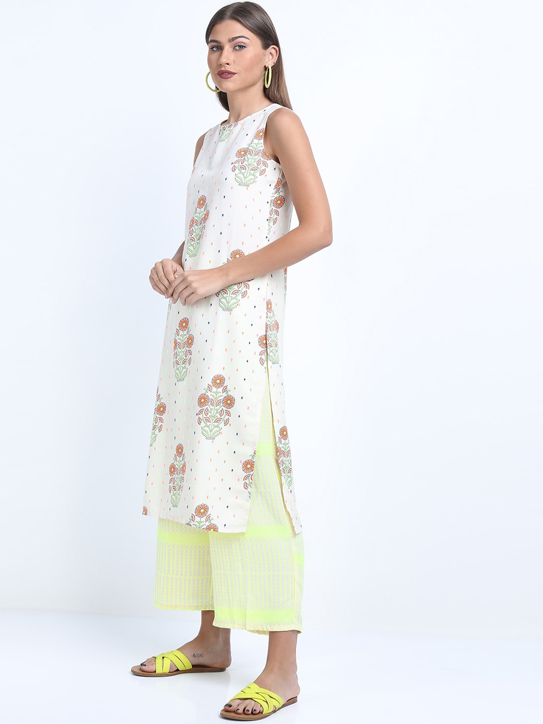

Vishudh Women Off White & Yellow Ethnic Motifs Printed Pure Cotton Kurta with Trousers