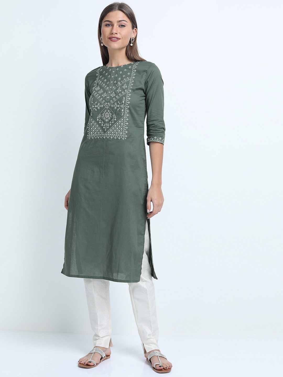 

Vishudh Women Green Ethnic Motifs Yoke Design Kurta