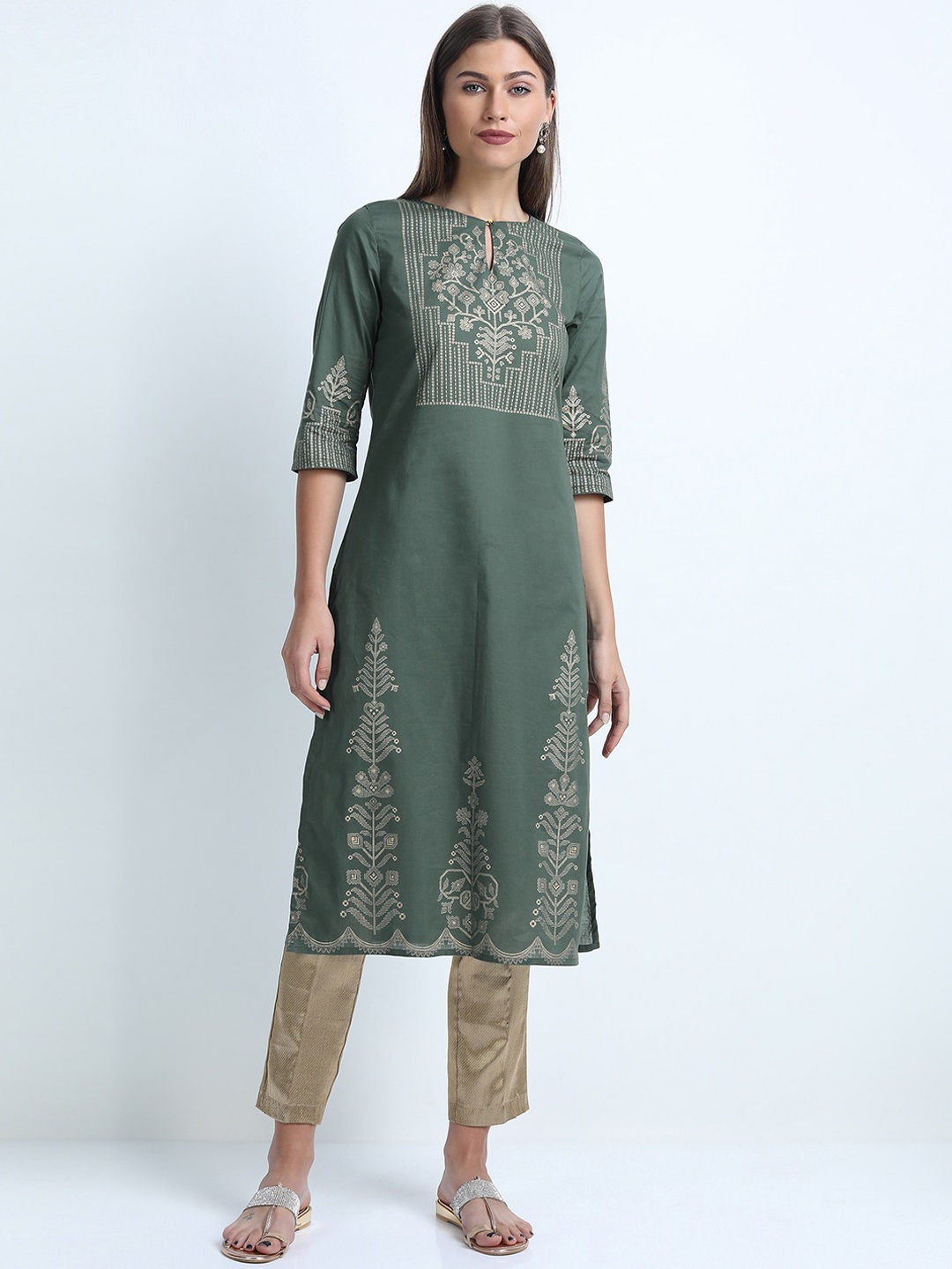 

Vishudh Women Green Ethnic Motifs Printed Straight Kurta
