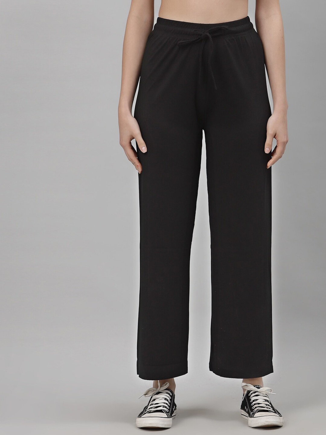 

NEUDIS Women Black Solid Track Pant