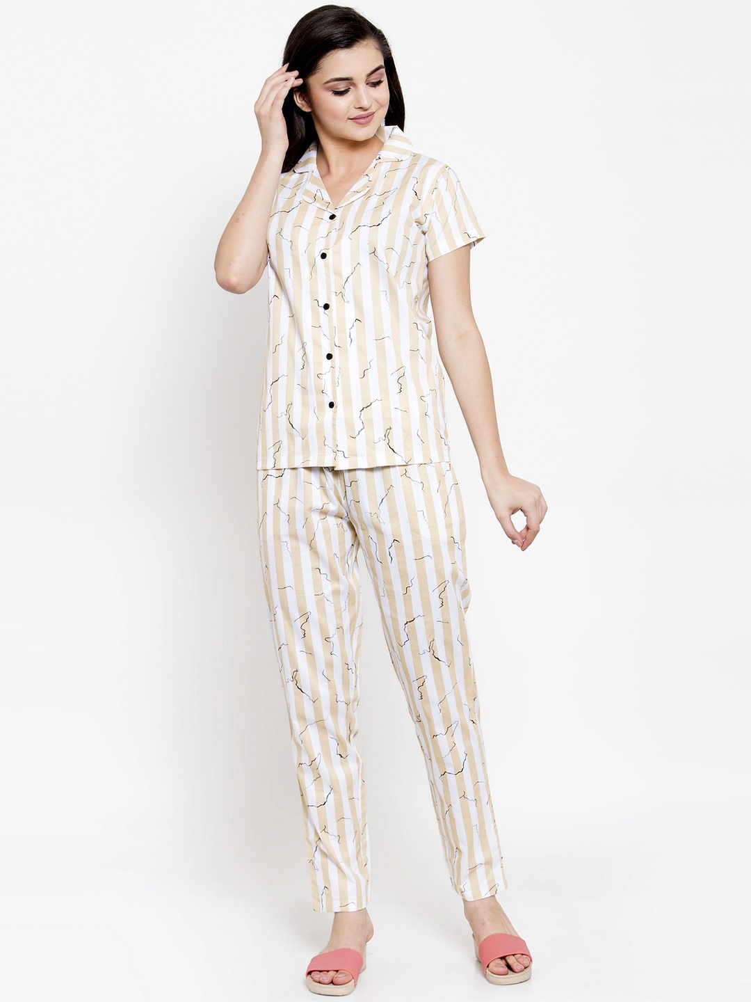 

Claura Women Yellow & White Printed Night suit