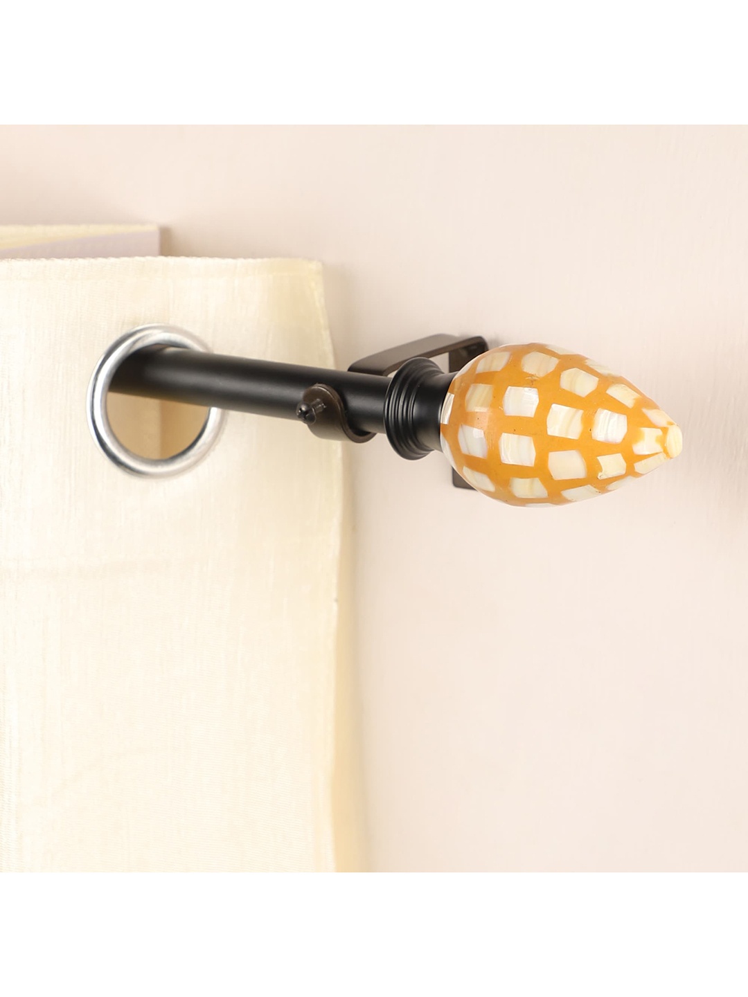 

The Decor Mart Black & Orange Extendable Curtain Rod with Finial