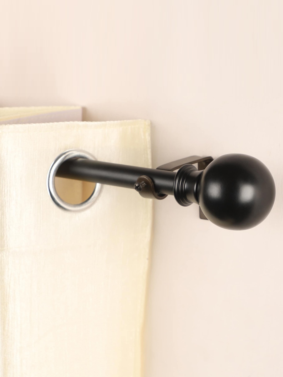 

The Decor Mart Set of 2 Black Extendable Curtain Rods With Brackets