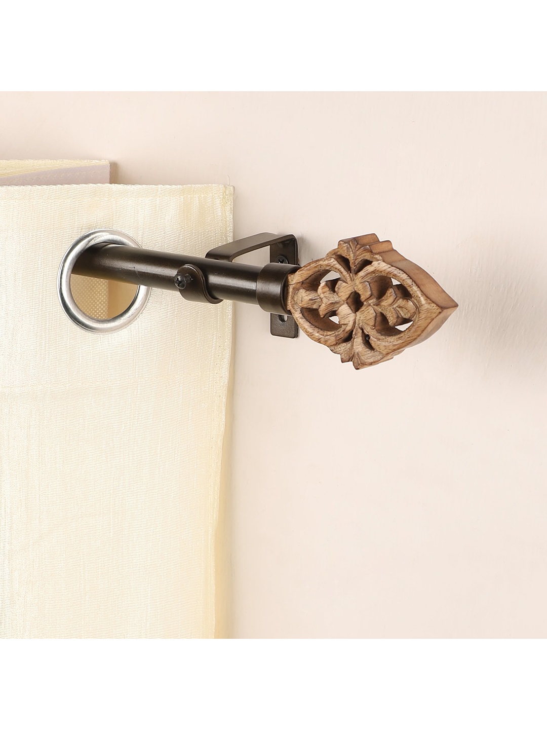 

The Decor Mart Black & Brown Extendable Curtain Rods With Brackets