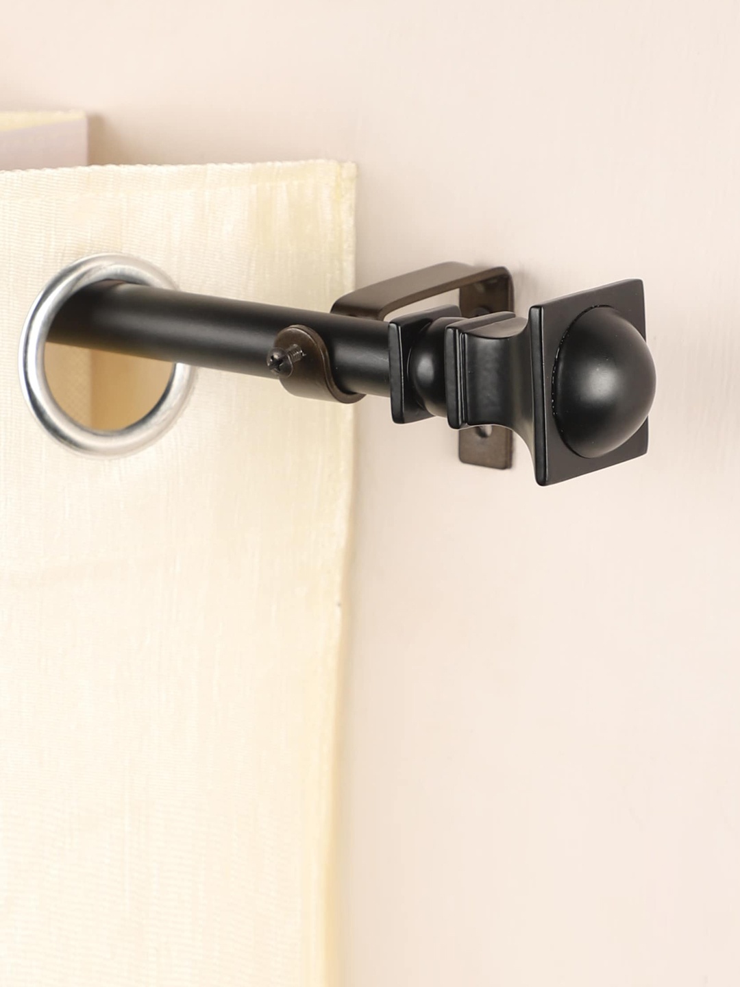 

The Decor Mart Set Of 2 Black Extendable Curtain Rods With Brackets