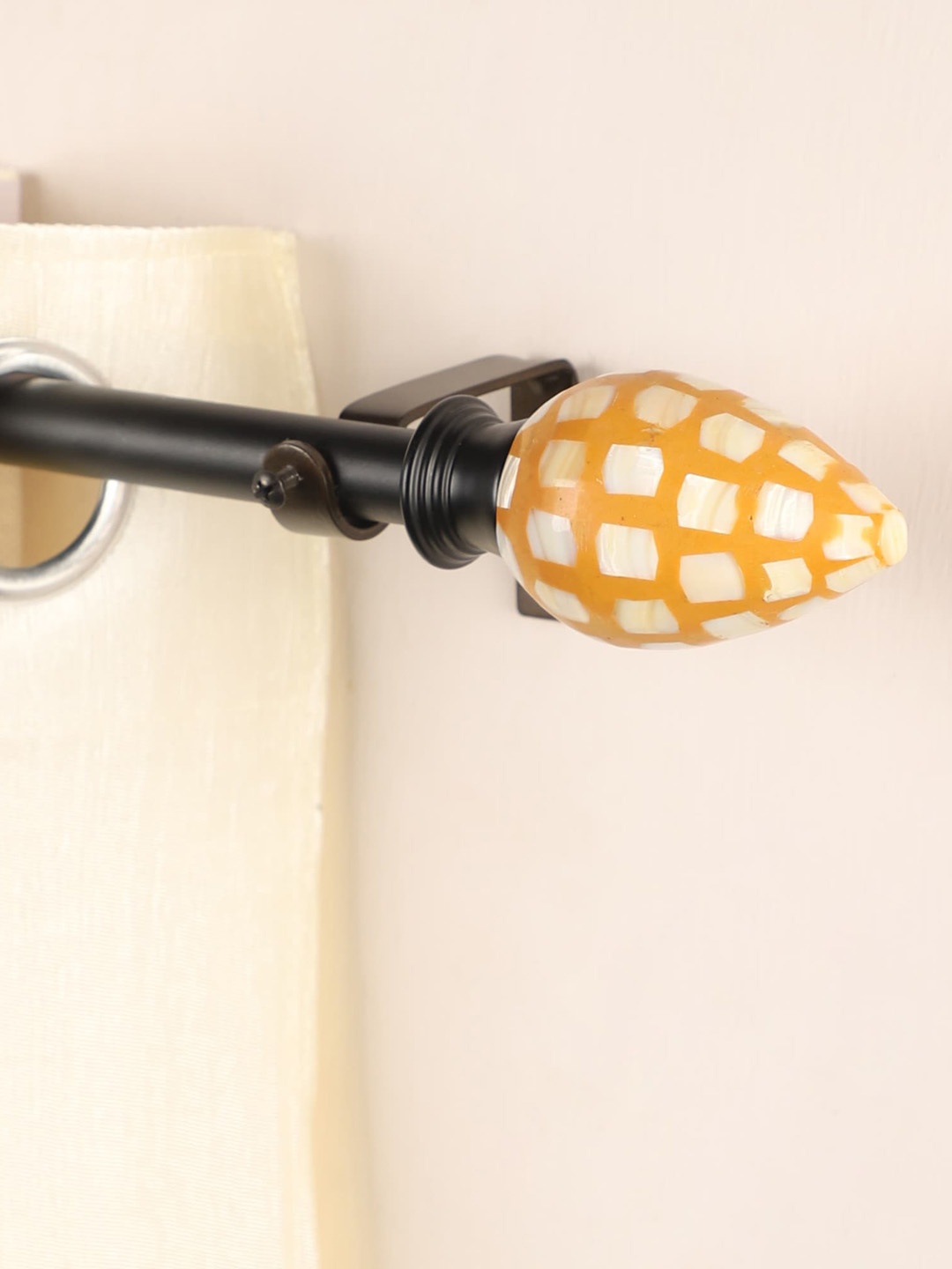 

The Decor Mart Set Of 4 Orange Extendable Curtain Rods With Brackets