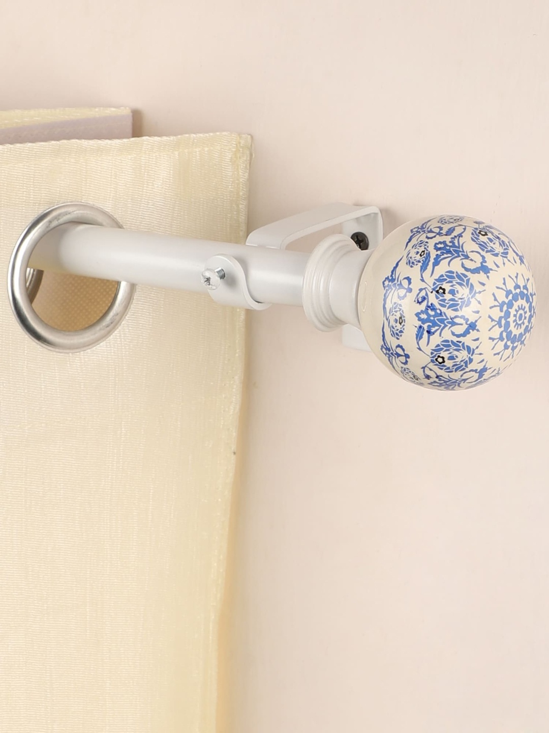 

The Decor Mart White & Blue Extendable Curtain Rods With Brackets