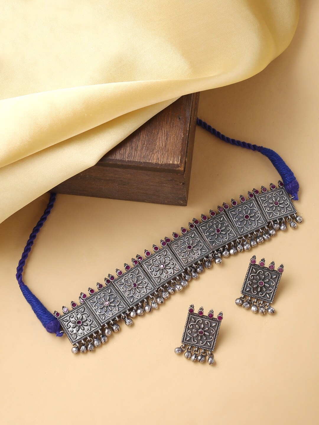 

VIRAASI Silver-Toned & Pink Oxidised Jewellery Set