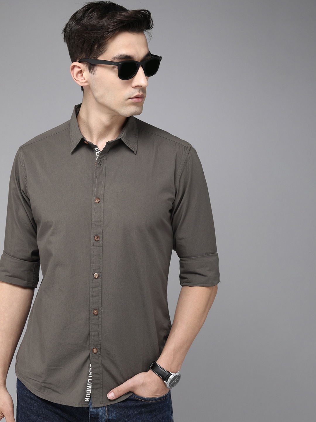 

BEAT LONDON by PEPE JEANS Men Grey Slim Fit Pure Cotton Casual Shirt