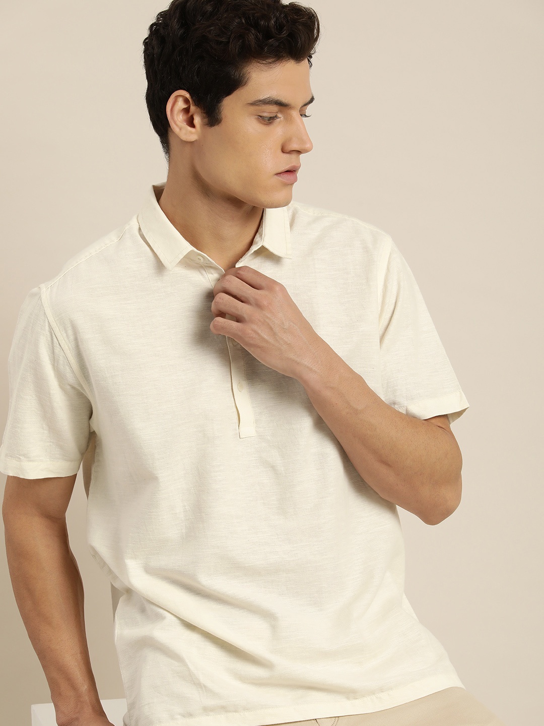 

ether Men Cream-Coloured Relaxed Fit Casual Shirt, Off white