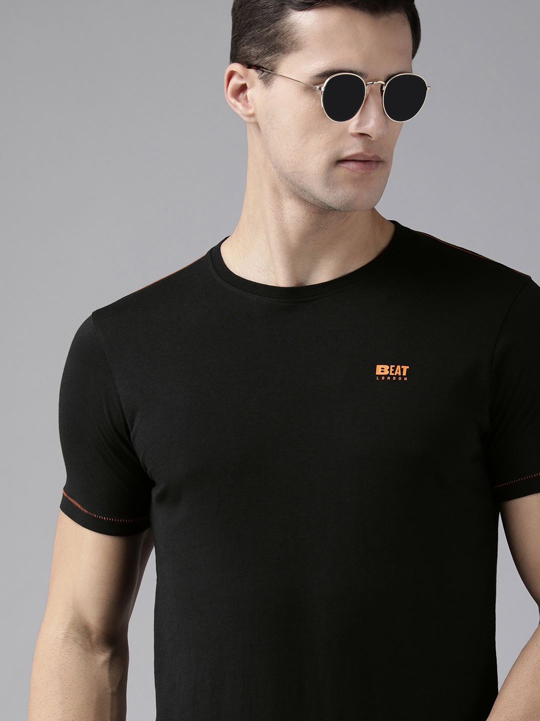 

BEAT LONDON by PEPE JEANS Men Black Pure Cotton Slim Fit T-shirt