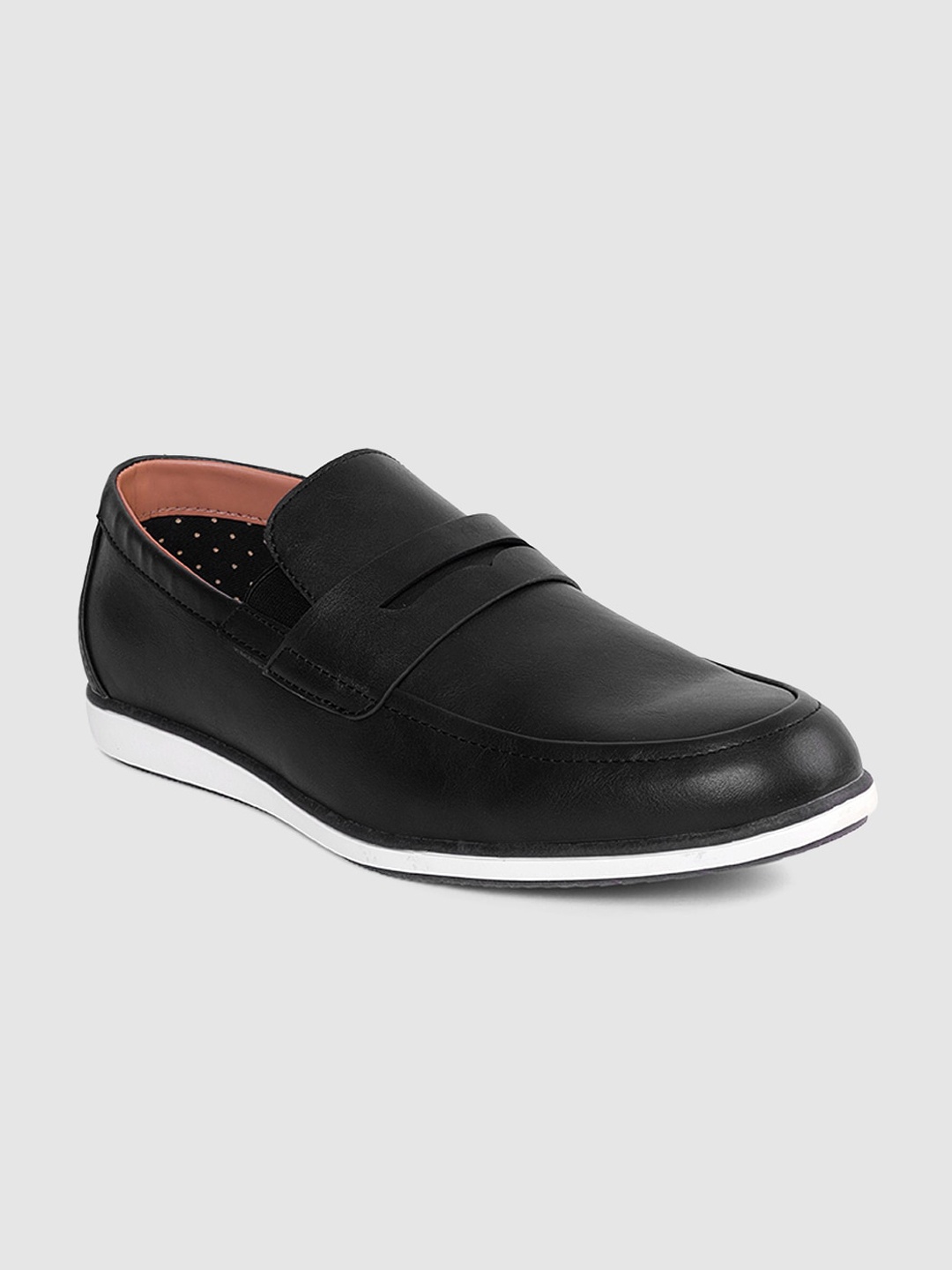 

shoexpress Men Black Loafers