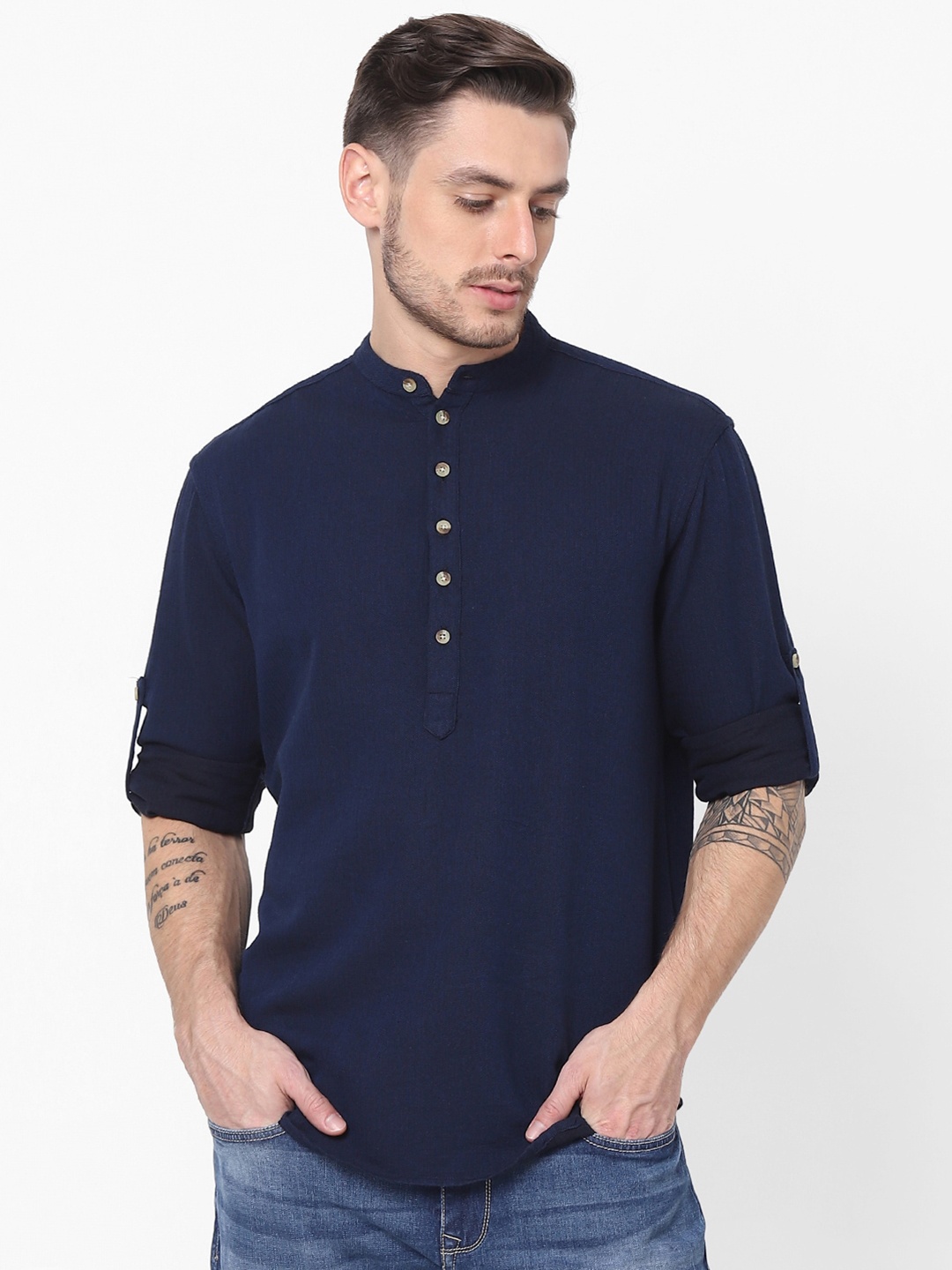 

Celio Men Navy Blue Solid Regular Fit Cotton Casual Shirt