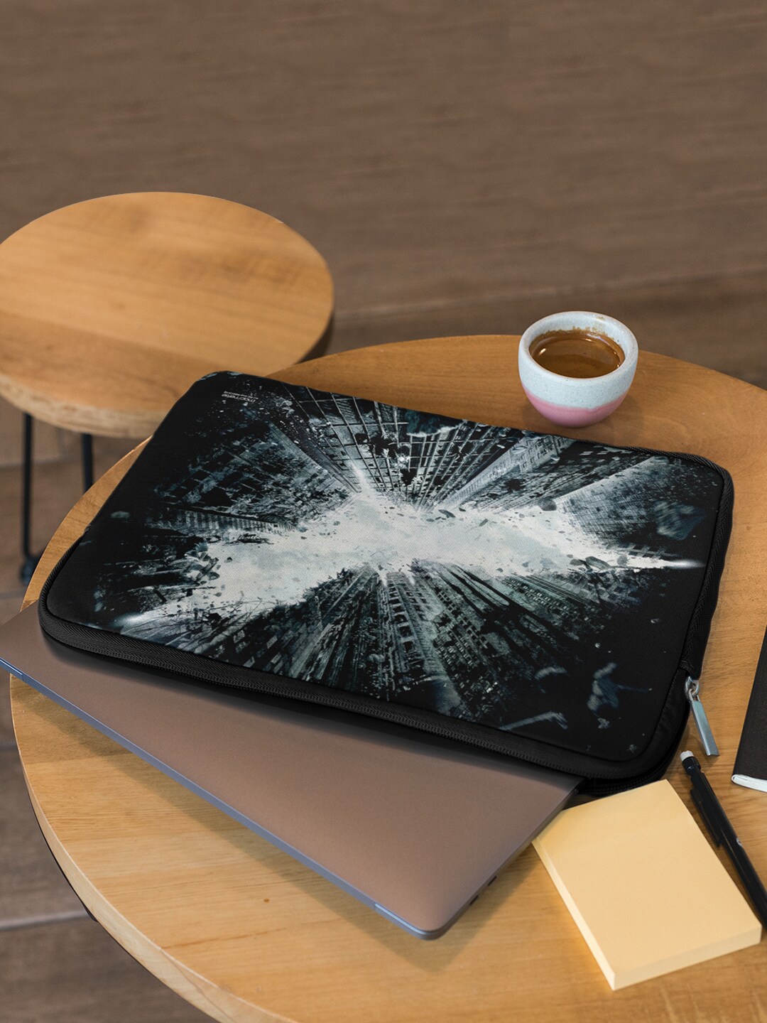 

macmerise Unisex Black & Grey Printed Laptop Sleeve