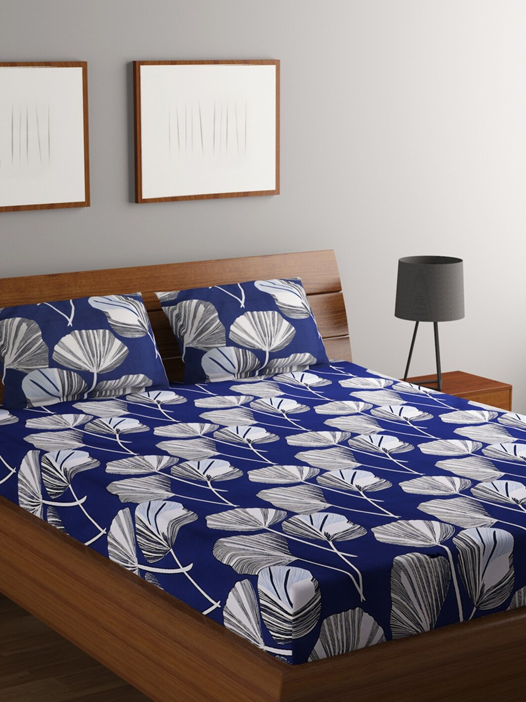

RUGSMITH Blue Floral 200 TC Queen Bedsheet with 2 Pillow Covers