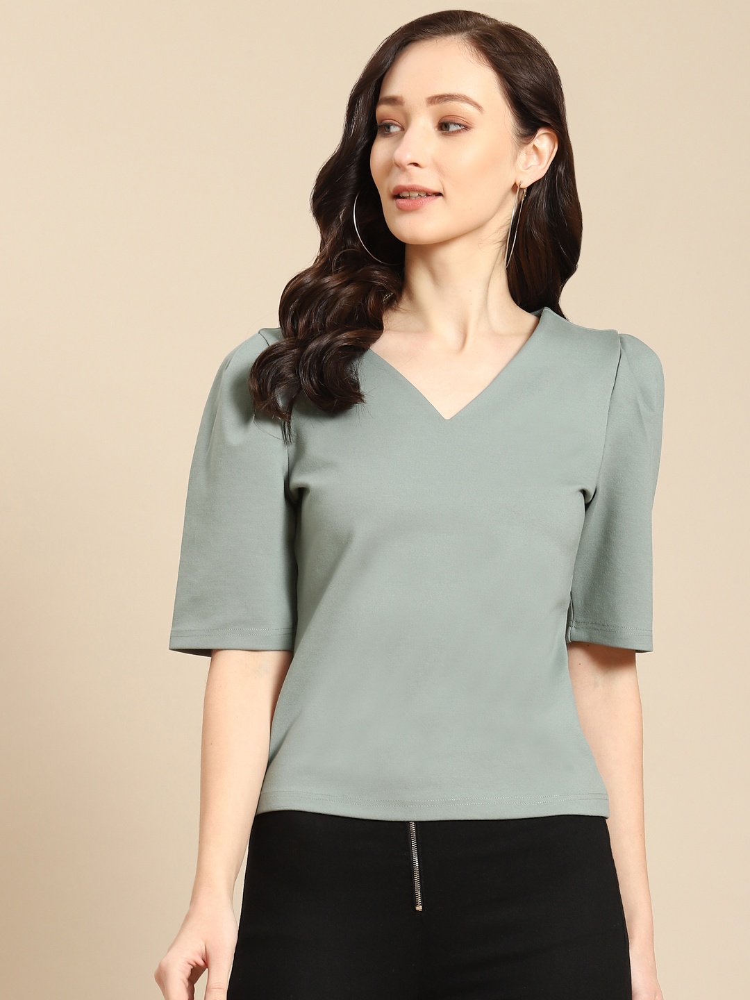 

COVER STORY Women Grey V-Neck Puff Sleeves T-shirt