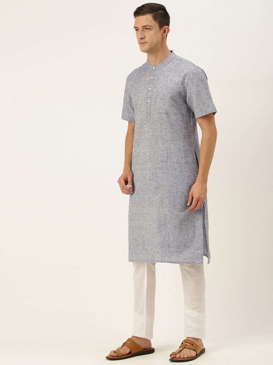 

IVOC Men Blue Solid Straight Kurta