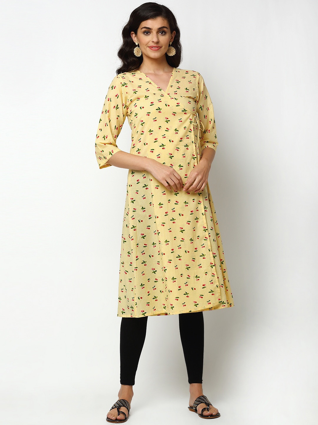 

Sayesha Women Yellow Floral Printed Kurta