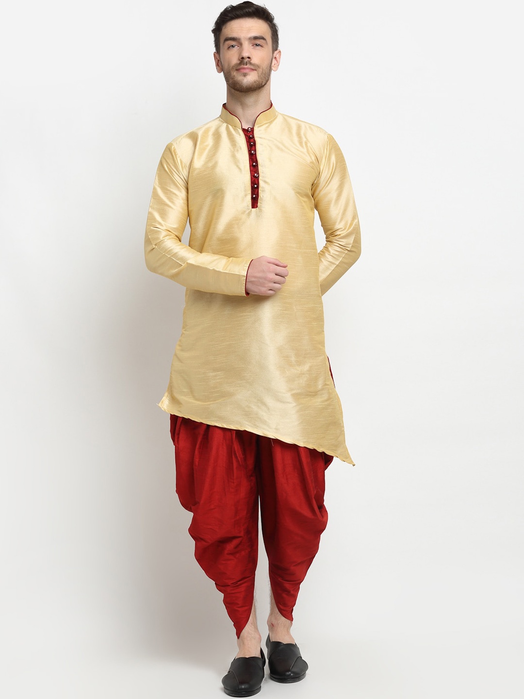 

Benstoke Men Gold-Toned Silk Straight Kurta