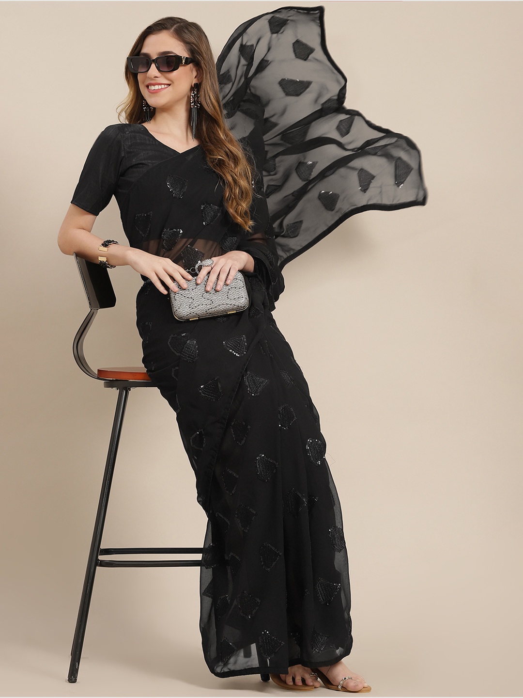 

Mitera Black Woven Design Diamond-Shaped Sequinned Pure Georgette Heavy Work Saree