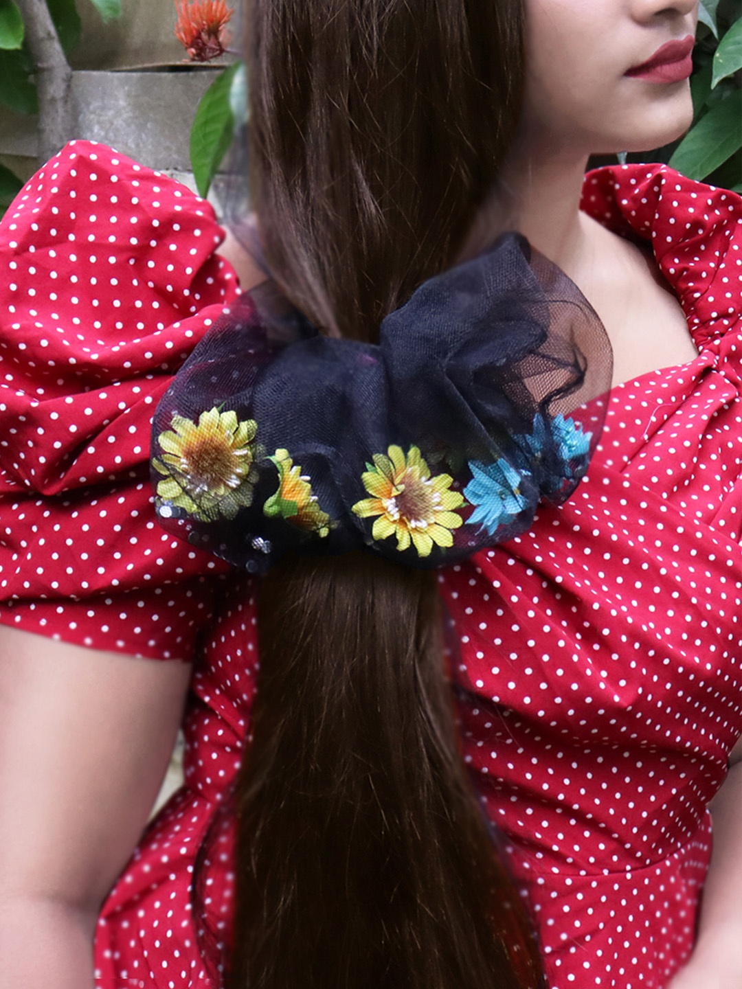 

Soho Boho Studio Women Black & Yellow Oversized Ponytail Holders