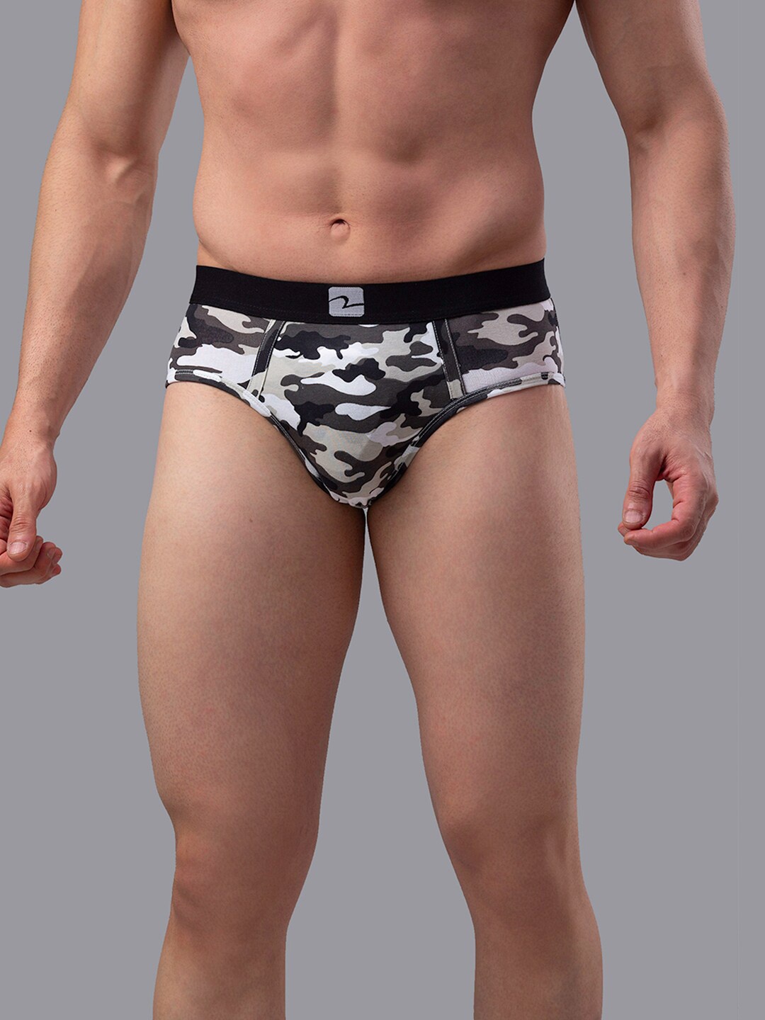 

UnderJeans by Spykar Men Black & White Camouflage Printed Cotton Blend Basic Briefs