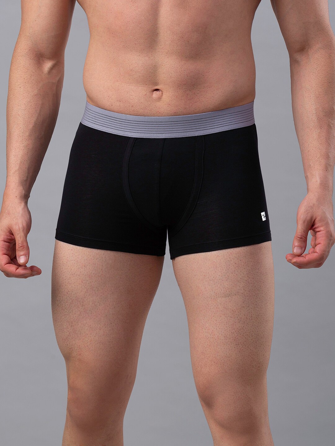 

UnderJeans by Spykar Men Black Solid Trunks UJNPTS002