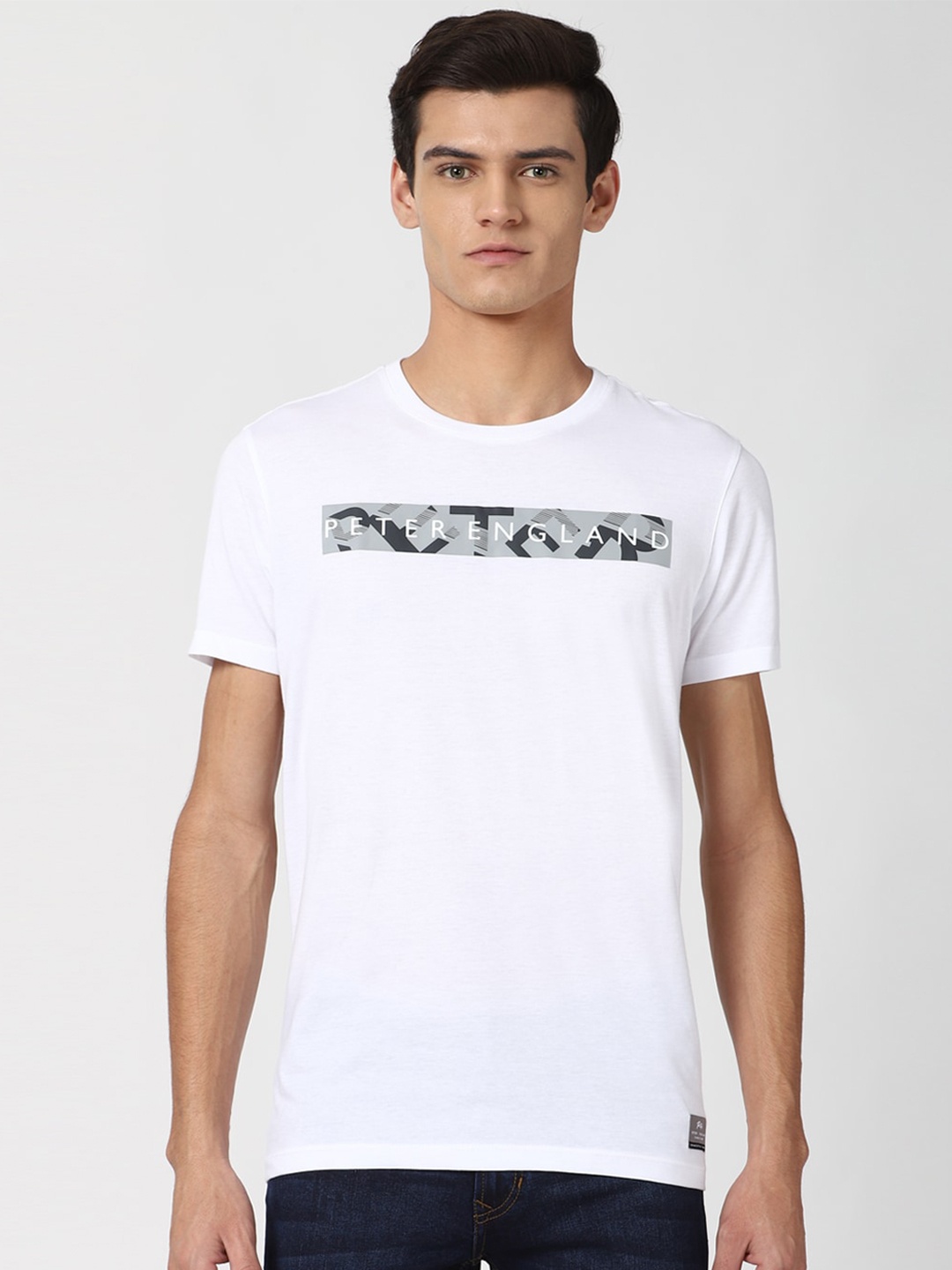 

Peter England Casuals Men White Typography Printed Applique Slim Fit T-shirt