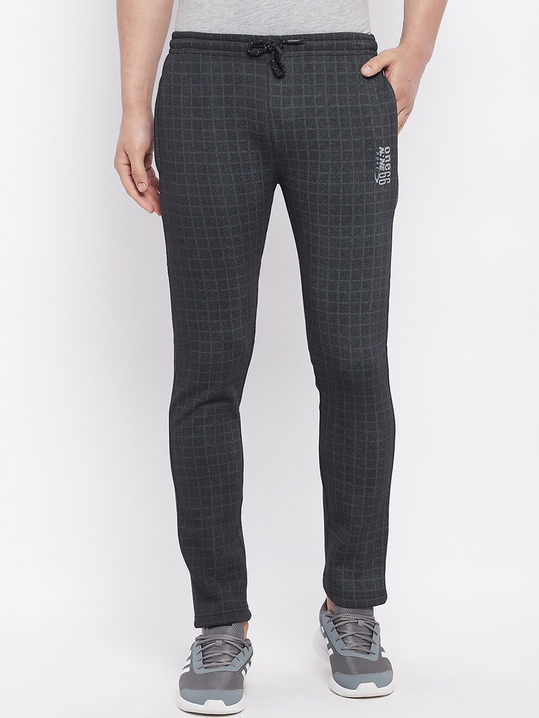 

Duke Men Black Checked Slim Fit Cotton Track Pants
